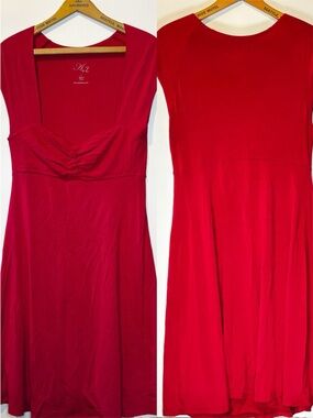 Red Short-Sleeve Jersey Knit Midi Dress with Ruched Bust -L-